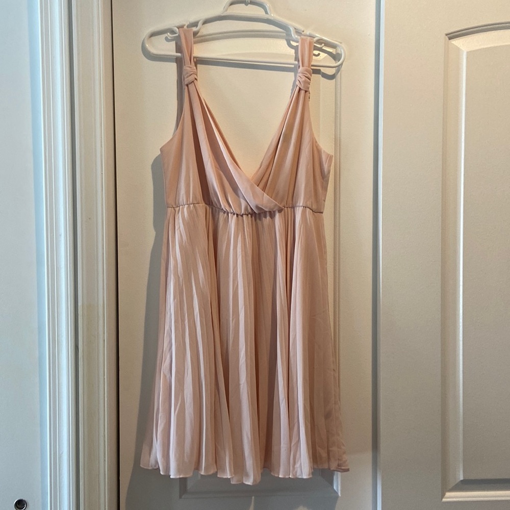 Forever 21 light pink formal/cocktail dress